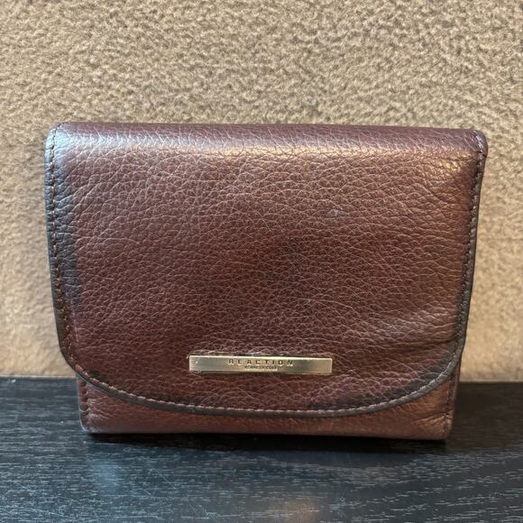 Kenneth Cole Reaction Brown Leather Wallet - Picture 1 of 7